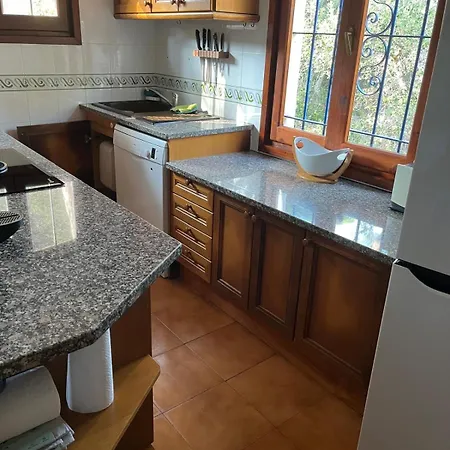 Willa Mediterranean With Sea Views And Spacious Terraces *